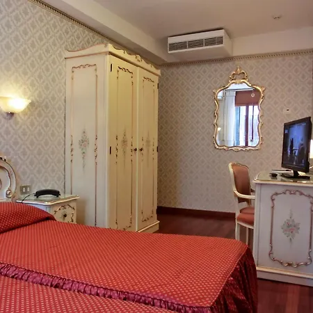 Hotel Diana-3